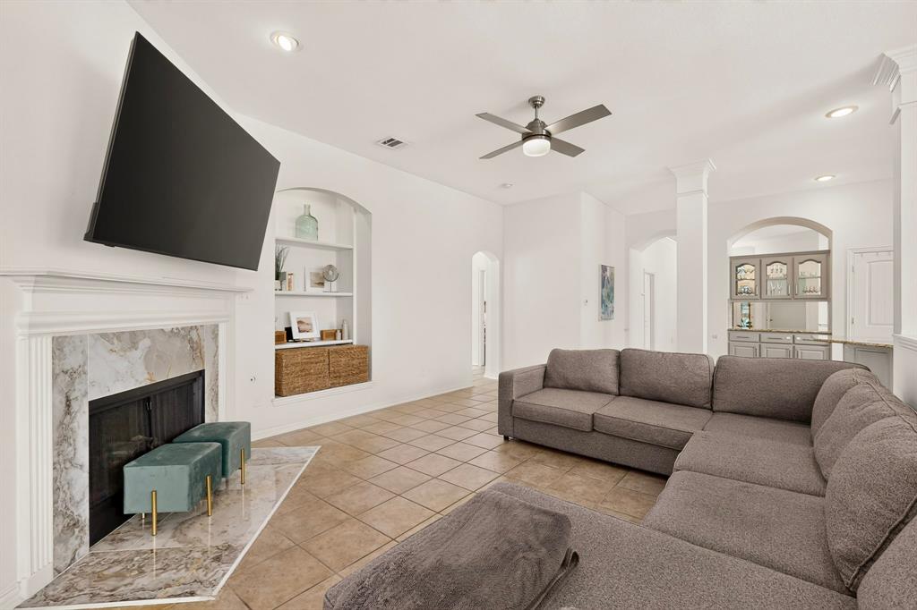 Enclave At Wooded Creek - Residential