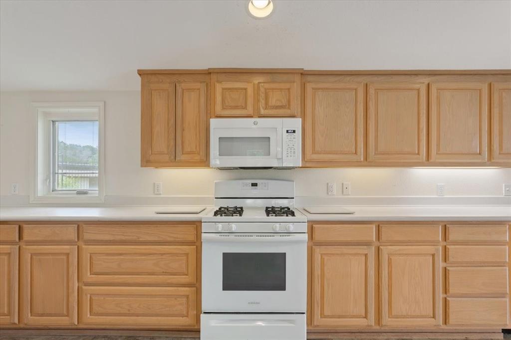 S1996 LAKEWOOD HARBOR VLG - Residential