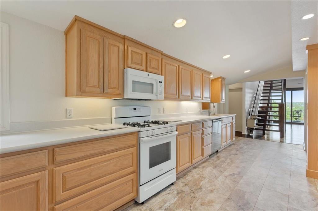 S1996 LAKEWOOD HARBOR VLG - Residential