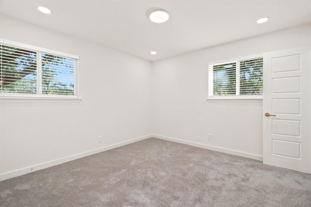 Meadowbrook Estates Add - Residential