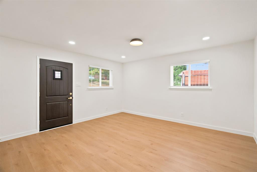 Meadowbrook Estates Add - Residential