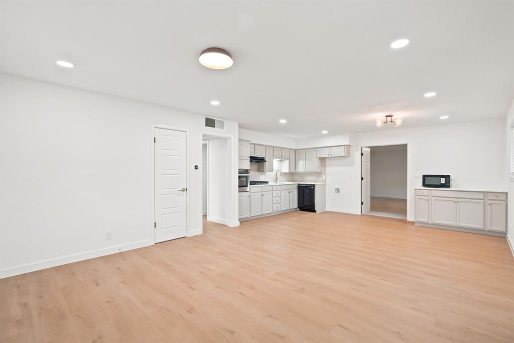 Meadowbrook Estates Add - Residential