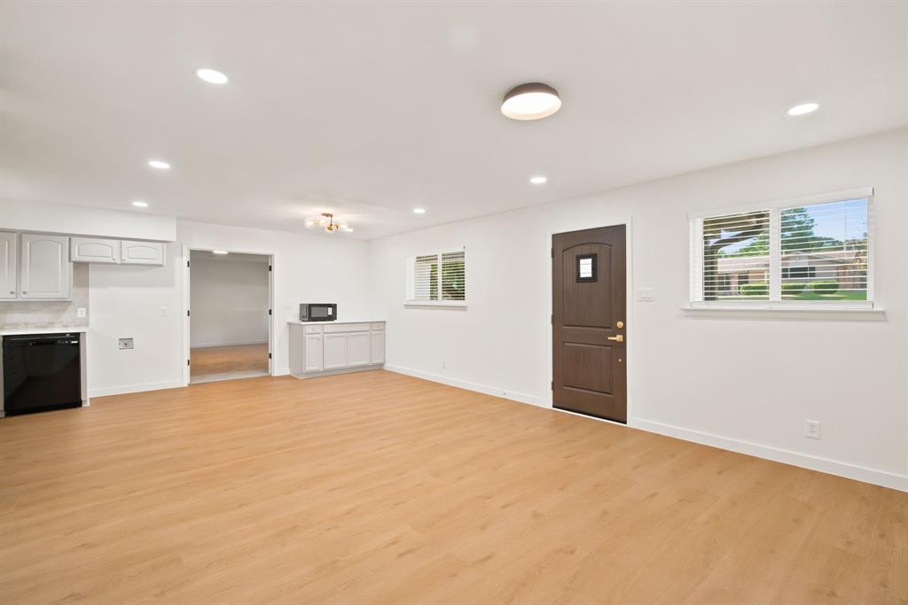Meadowbrook Estates Add - Residential