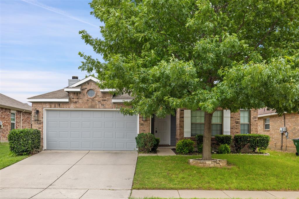Take a look at this wonderfully updated house in the heart of Cross Oak Ranch. The updates were tastefully done, including dark laminate flooring throughout, quartz countertops, new paint, and more. Plenty of closet space and a large pantry. No Carpet. Large backyard with a wooden fence for privacy.