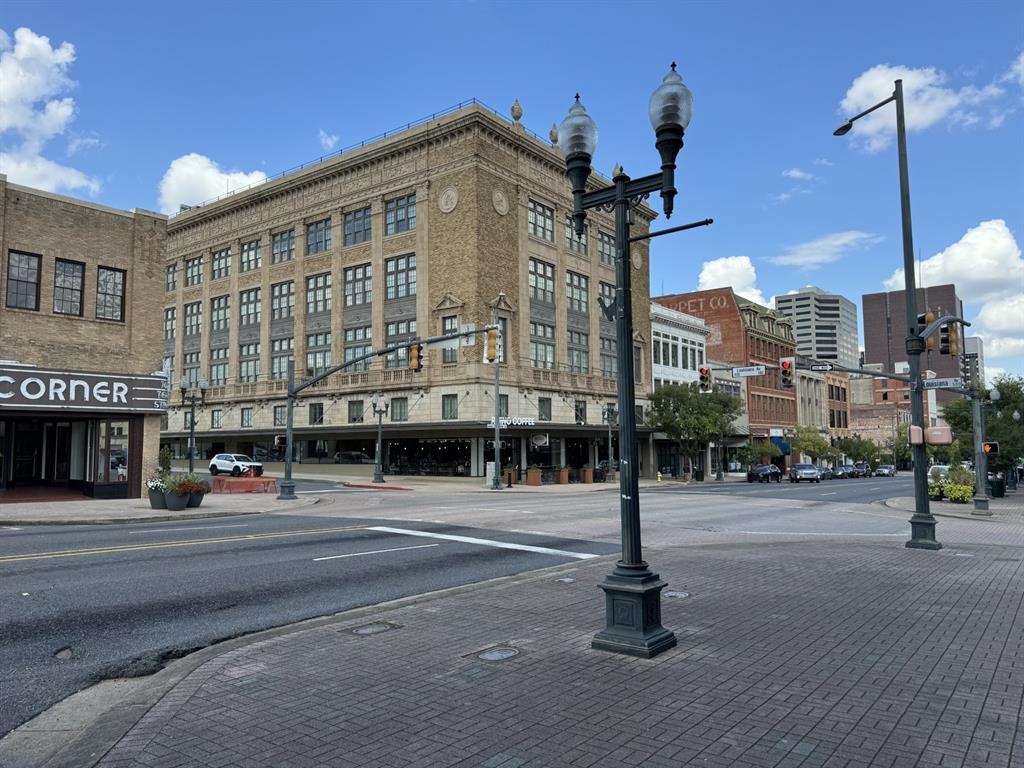 Downtown - Commercial Sale