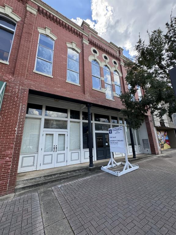 Downtown - Commercial Sale