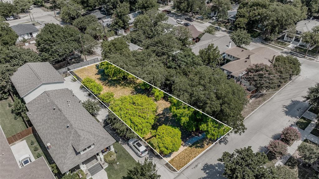 Rare opportunity to build new with old charm in Fort Worth’s Historic Fairmount Addition. Vacant lot being sold As Is. Great corner lot close to shopping, schools & only 9 min from down town Fort Worth. 
**Option available to buy lot & build with one time close with TM CUSTON HOMES - VIEW LISTING MLS#20391026 FOR DETAILS.