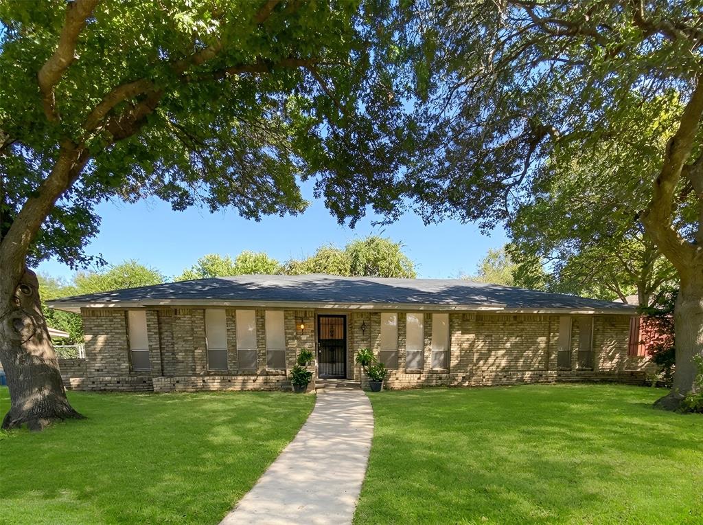 Welcome to 1039 Oak Meadow Ln in DeSoto, TX—a charming home nestled in an established neighborhood that offers the perfect blend of comfort, space, and convenience. Featuring a bright and inviting layout, this property provides ample room for both everyday living and entertaining, while the generous backyard offers endless possibilities for outdoor enjoyment. Conveniently located near shopping, dining, parks, schools, and major highways, this home delivers easy access to everything the Dallas-Fort Worth area has to offer. Whether you're searching for your first home, your next investment, or a place to create lasting memories, this property is an opportunity you won't want to miss.