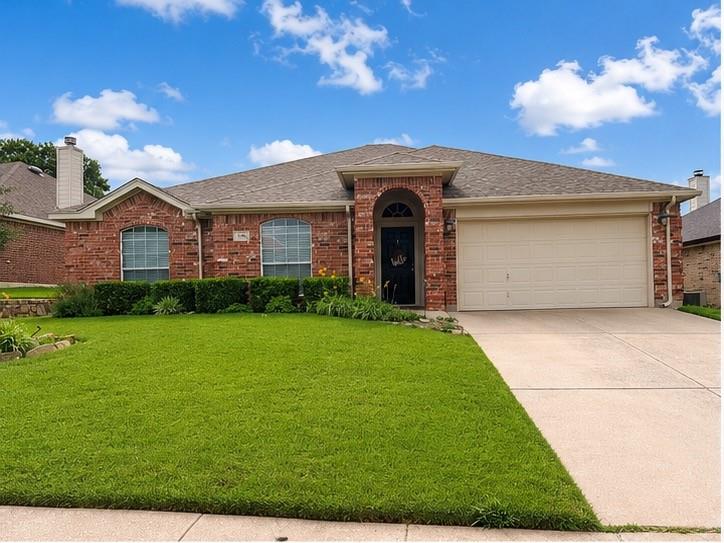 Immaculately maintained 4-bedroom, 2-bath home featuring a spacious kitchen with abundant cabinet space, an open-concept layout, and a large covered back porch perfect for entertaining. Major updates include a new roof and HVAC system, plus solar panels (paid off at closing) for added efficiency.  

Buyer Incentive: Receive a free appraisal and lender-paid rate buy-down when using the preferred lender.

This property is also listed with Quickee Moving Co and will receive preferred in network pricing.