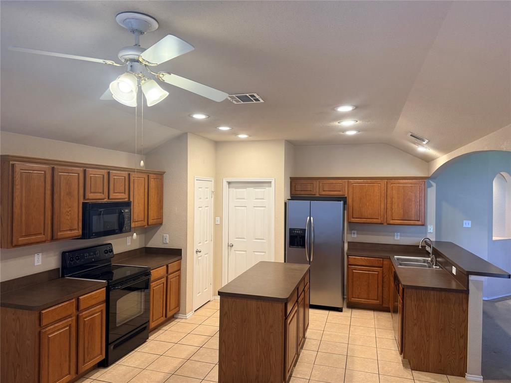 Mistletoe Hill Ph III - Residential
