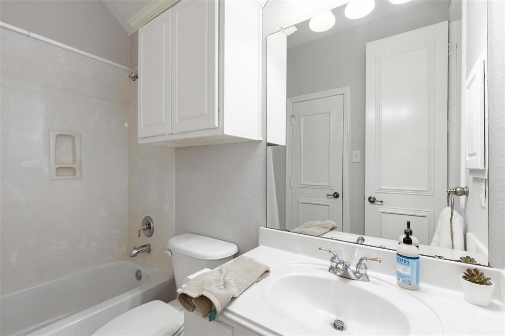 Fieldstone Place - Residential
