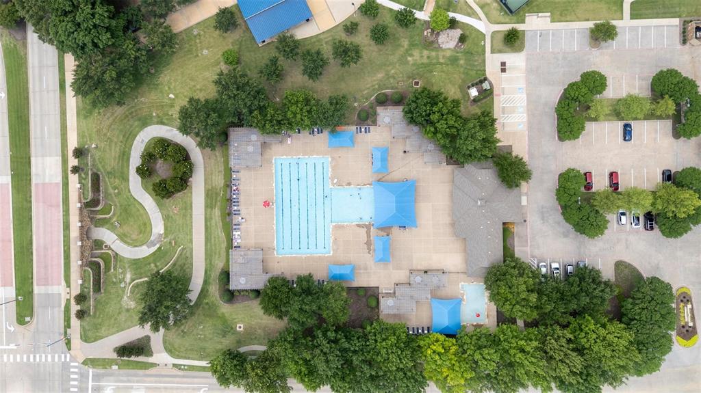 Fieldstone Place - Residential