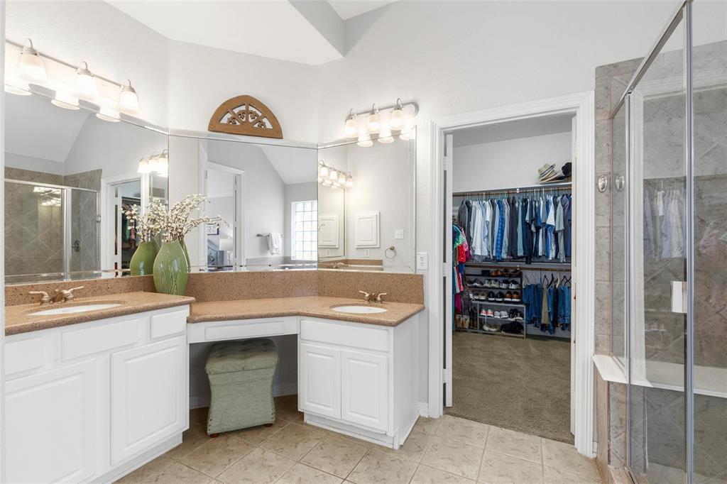 Fieldstone Place - Residential