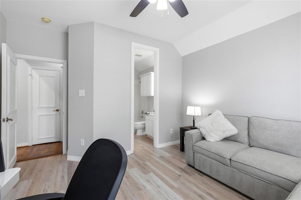 Fieldstone Place - Residential