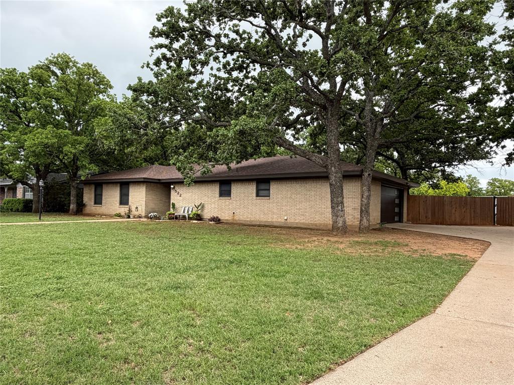 Crestwood - Residential