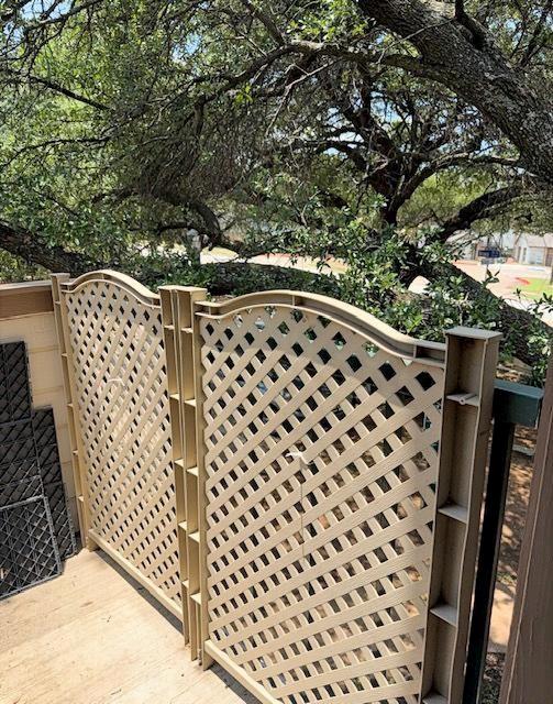 Arlington Oaks Condo - Residential