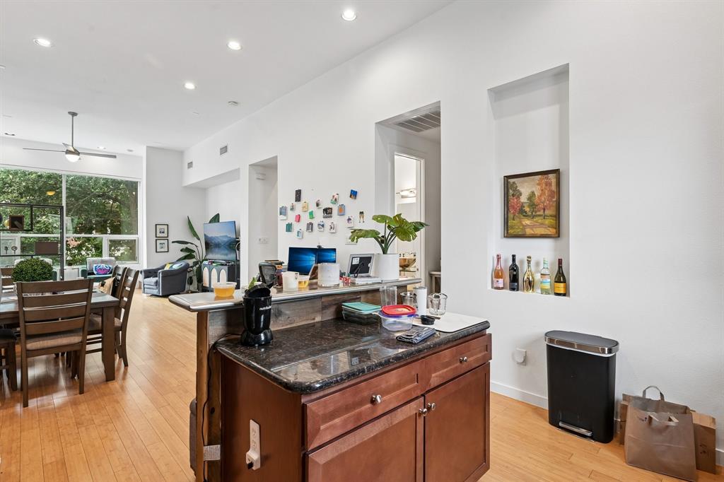 Habitat At 3020 - Residential