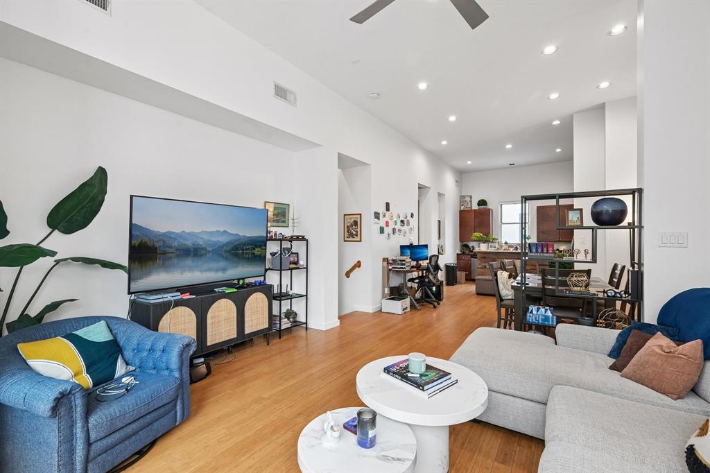 Habitat At 3020 - Residential