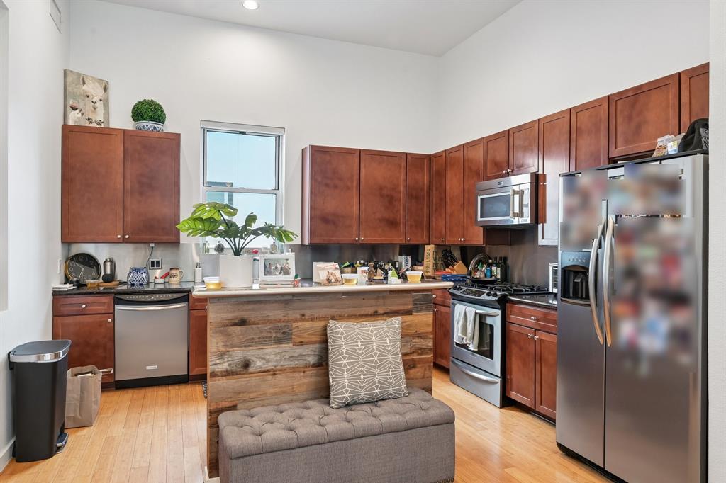 Habitat At 3020 - Residential