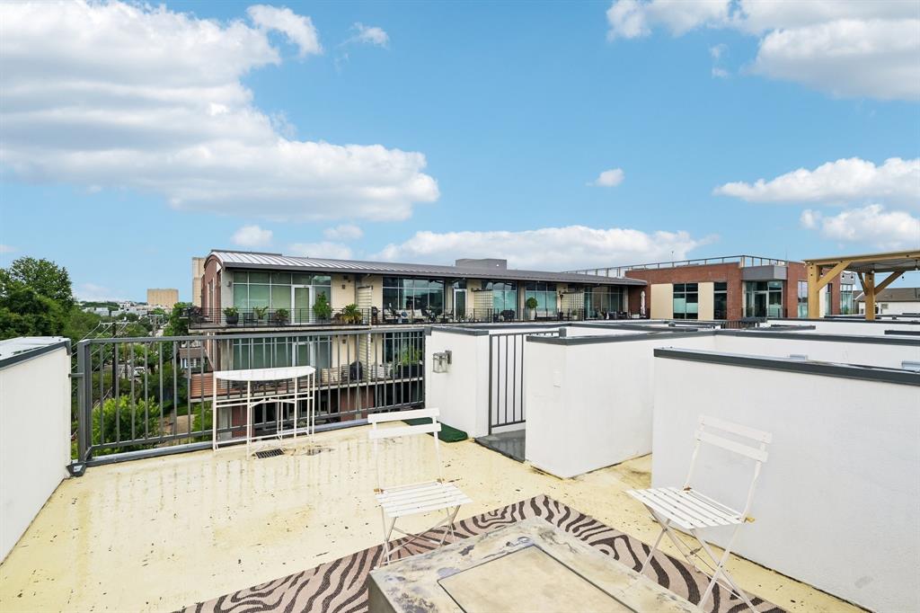 Habitat At 3020 - Residential