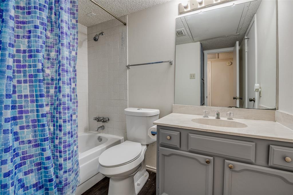 Townbluff Condo - Residential