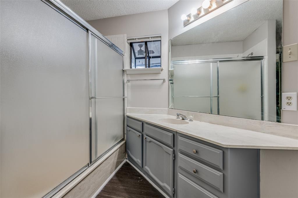 Townbluff Condo - Residential
