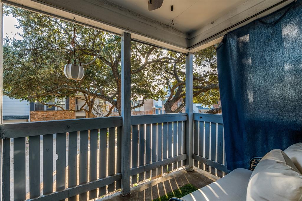 Townbluff Condo - Residential