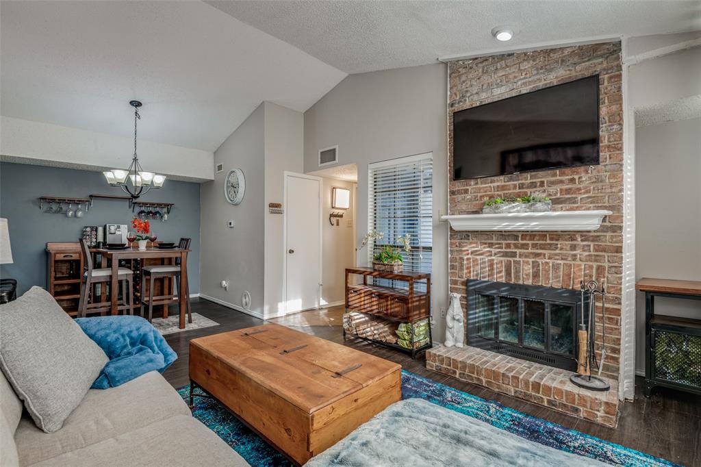 Townbluff Condo - Residential