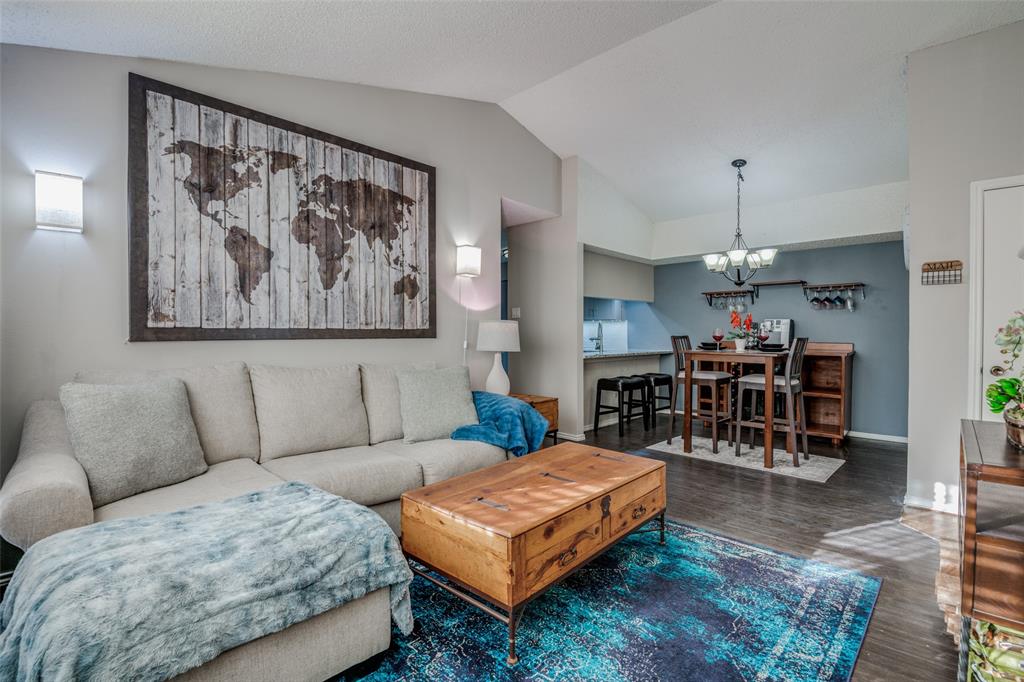 Townbluff Condo - Residential