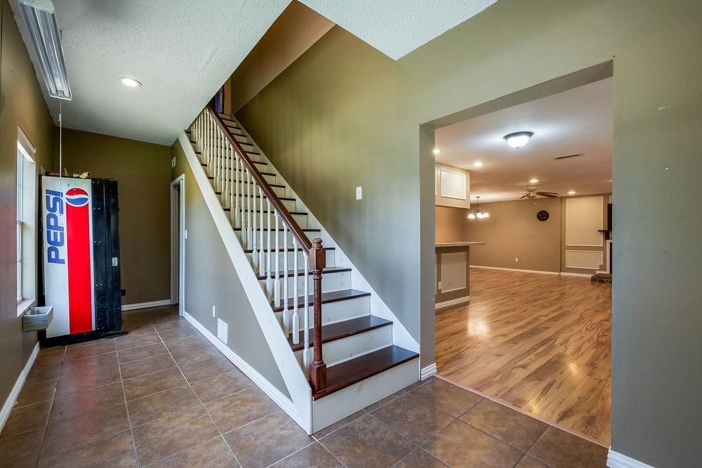 Caddo Peak Estate - Residential