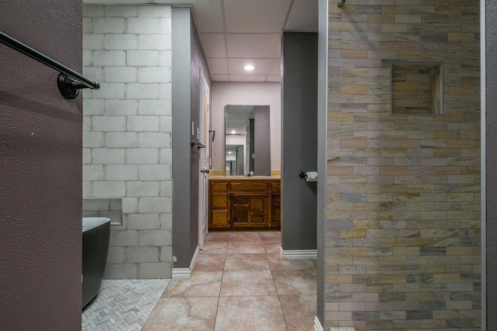 Caddo Peak Estate - Residential