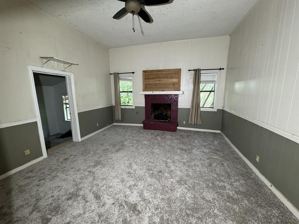 A0561 MOORE - Residential