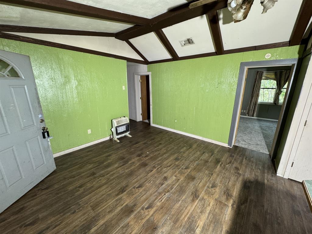 A0561 MOORE - Residential