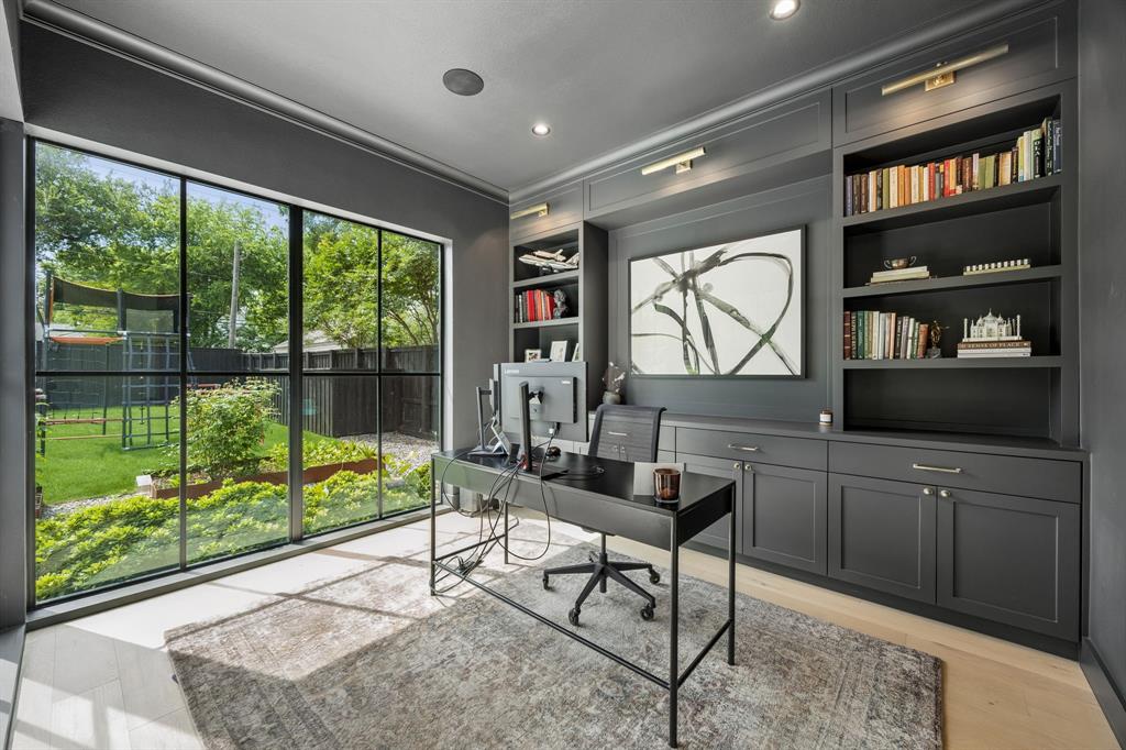 Forest Hills - Residential