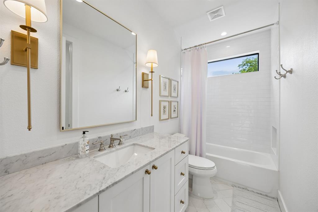 Forest Hills - Residential