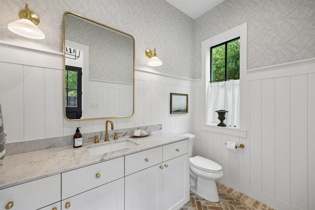 Forest Hills - Residential