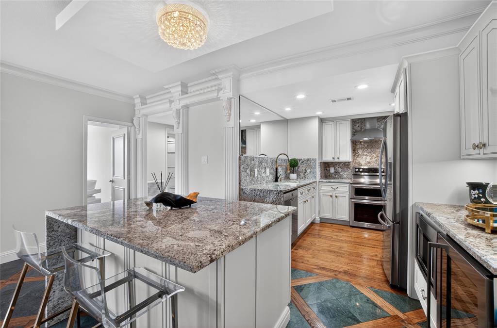 Park Towers Condo - Residential