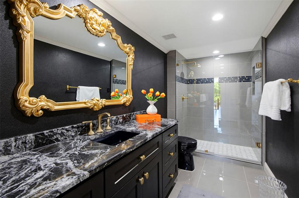 Park Towers Condo - Residential