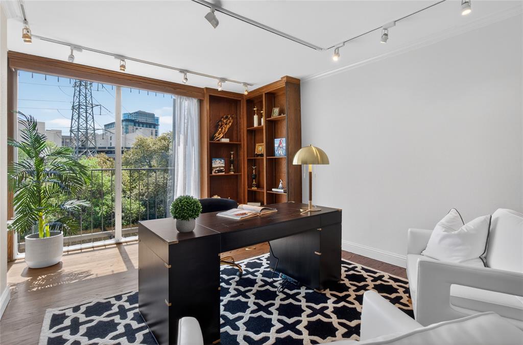 Park Towers Condo - Residential