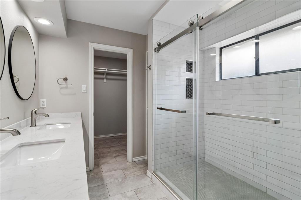 Central Park East - Residential