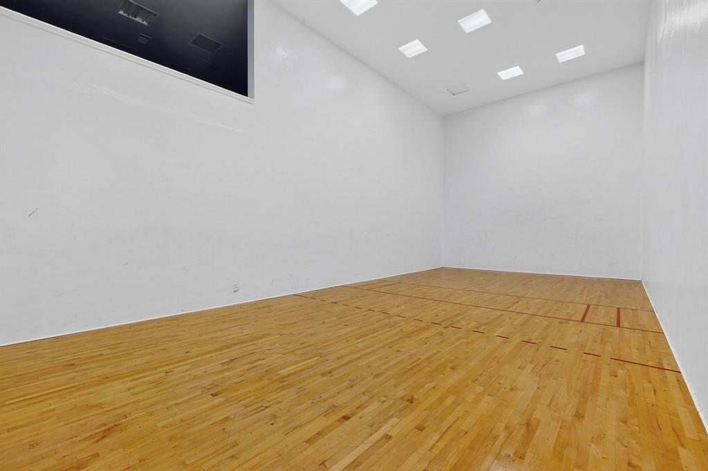 Preston Racquet Club Condo - Residential