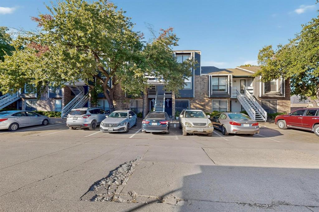Preston Racquet Club Condo - Residential