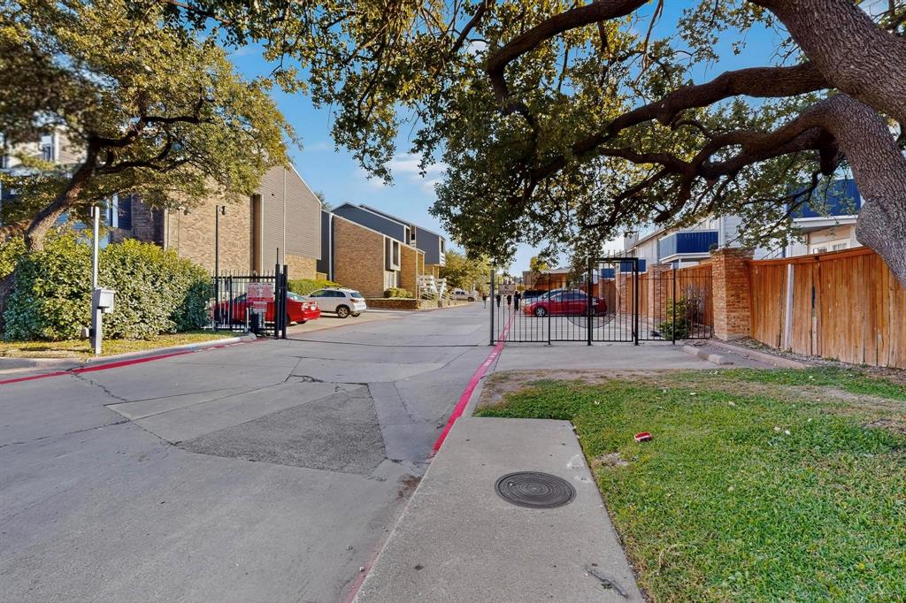 Preston Racquet Club Condo - Residential