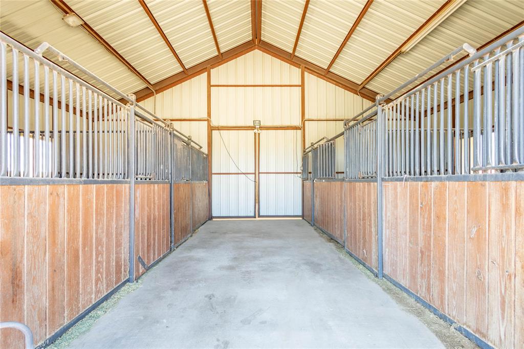 Horsemans Ranch - Residential