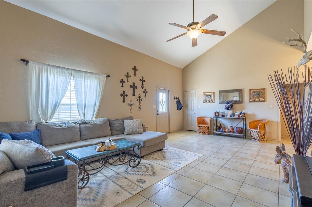 Horsemans Ranch - Residential