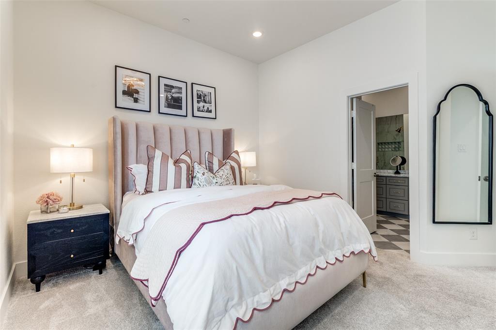 Ross Avenue Condo - Residential
