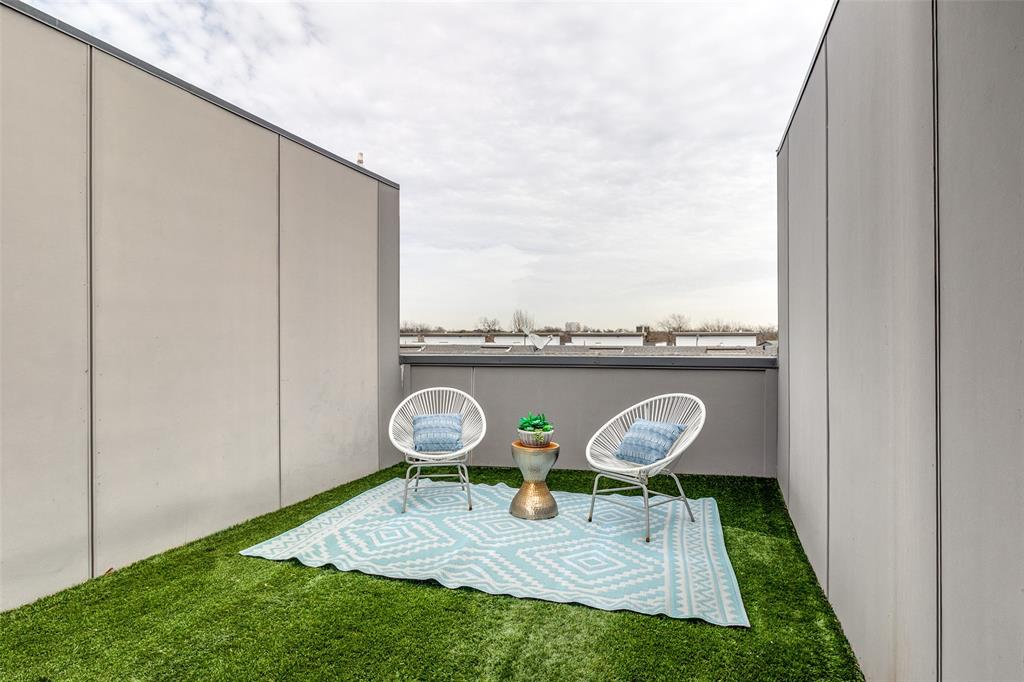 Ross Avenue Condo - Residential