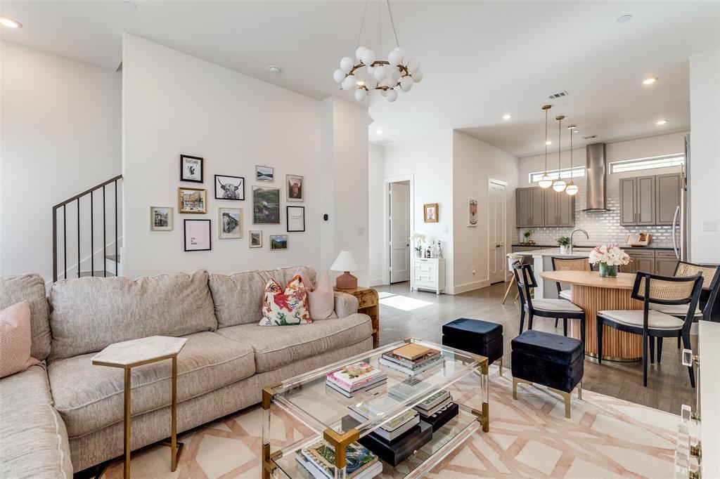 Ross Avenue Condo - Residential