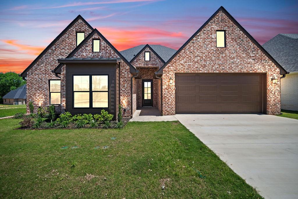 Oak Springs - Residential