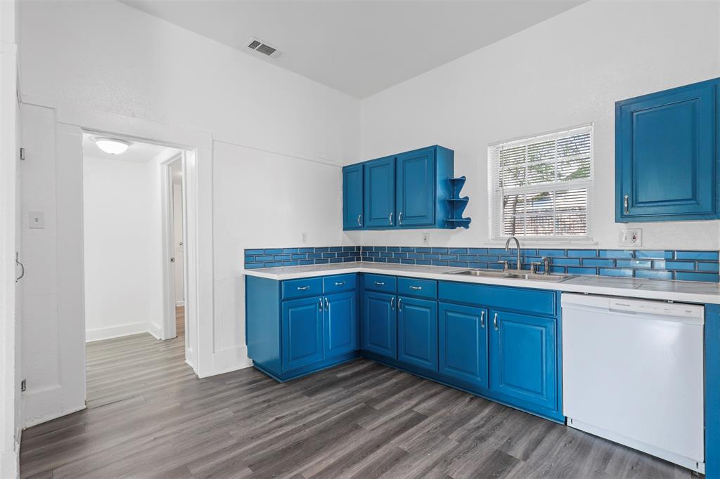 Hyde-Jennings Sub - Residential Lease